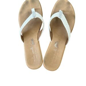 White and Tan Sandals with Thong Design for Summer Comfort
